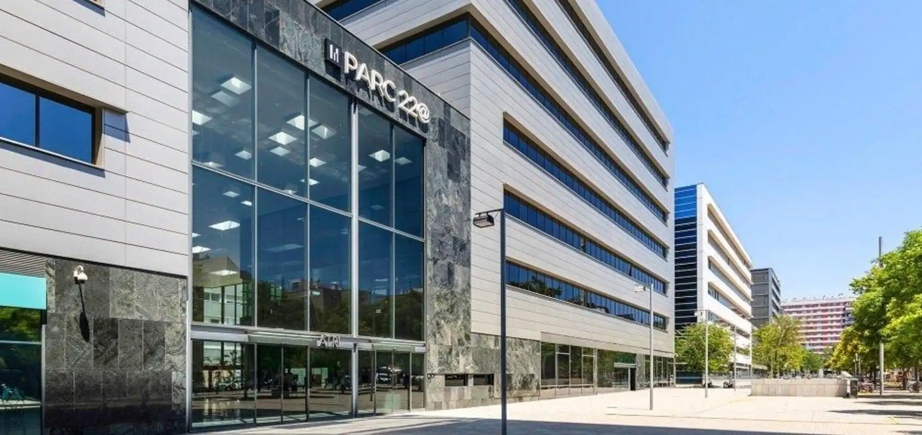 Vista exterior de Oficina de alquiler en Cornellà de Llobregat con Aire acondicionado, Calefacción y Terraza
