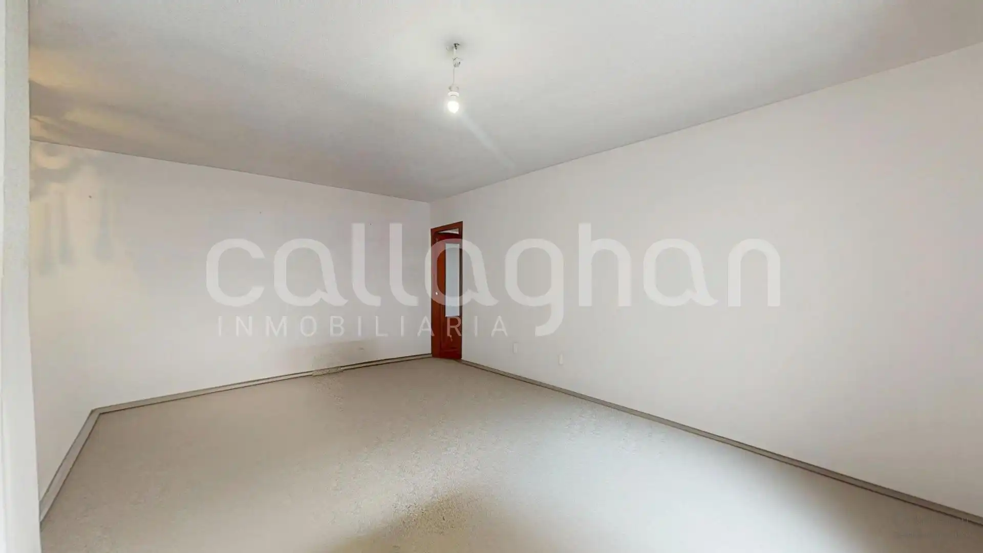 Piso en venta en Valencia con Terraza y Balcón
