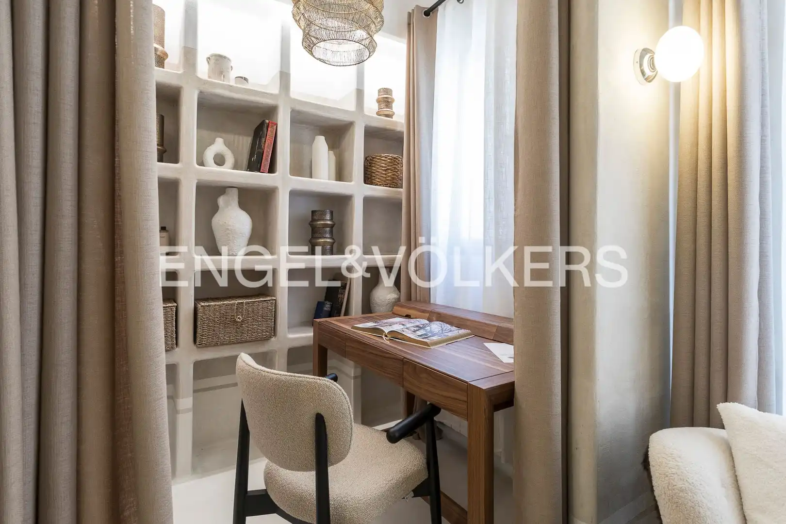 Attic for sale in Sants