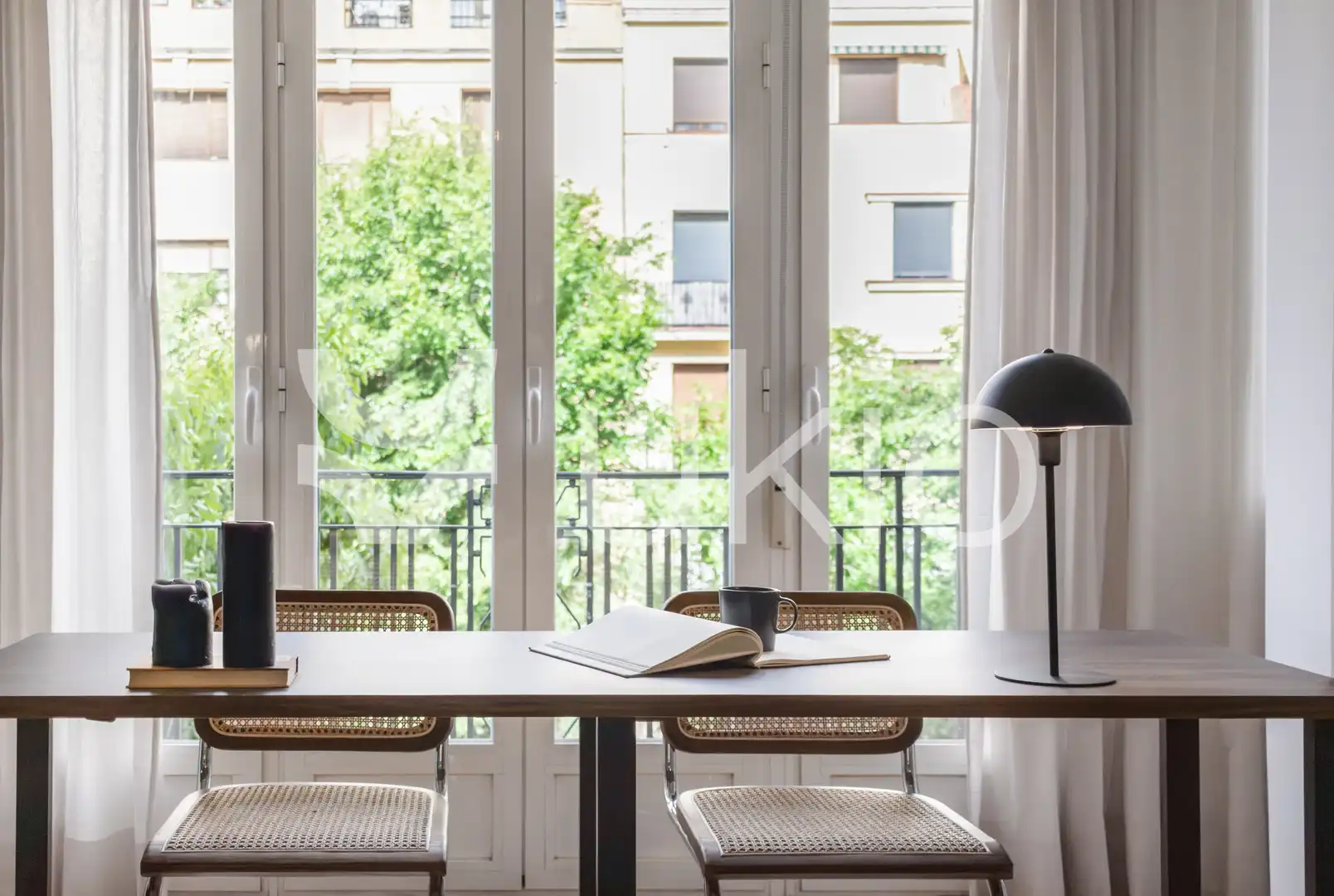 Habitación de Apartamento de alquiler en Madrid con Aire acondicionado, Calefacción y Amueblado