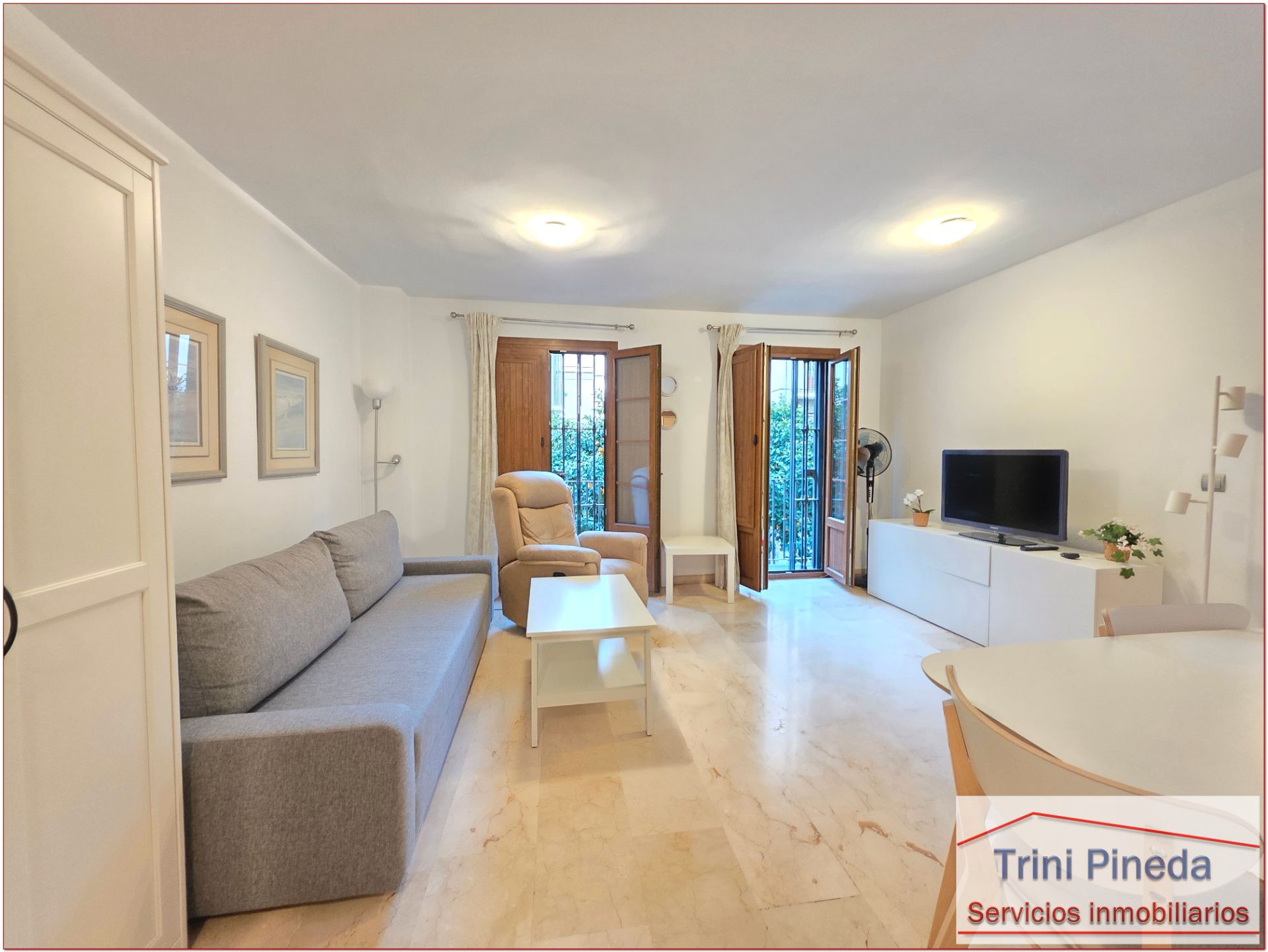 Living room of Apartment to rent in  Sevilla Capital  with Air Conditioner, Heating and Furnished