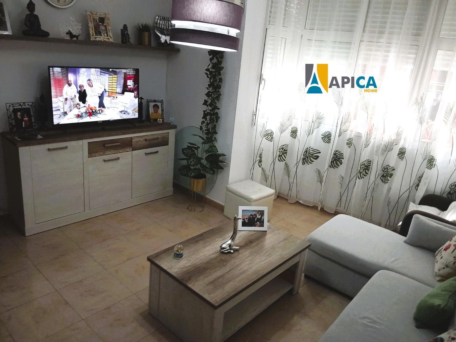 Sala d'estar de Pis en venda en Algeciras amb Aire condicionat