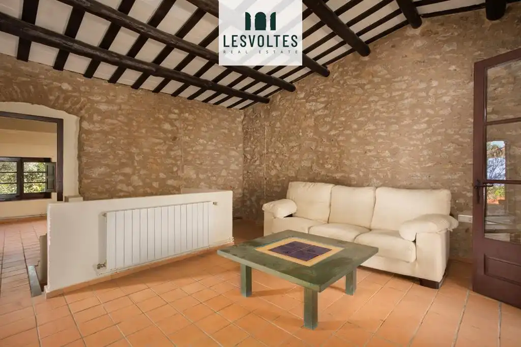 Sala de estar de Casa o chalet en venta en Foixà con Calefacción, Jardín privado y Terraza