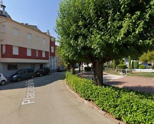 Vista exterior de Edifici en venda en Manresa