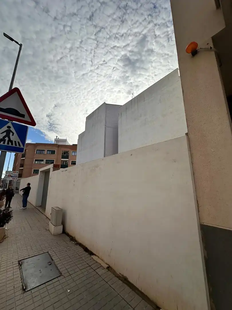 Wohnbaugrundstück zum Verkauf in Calle Calle de Pedralba, imagen 13