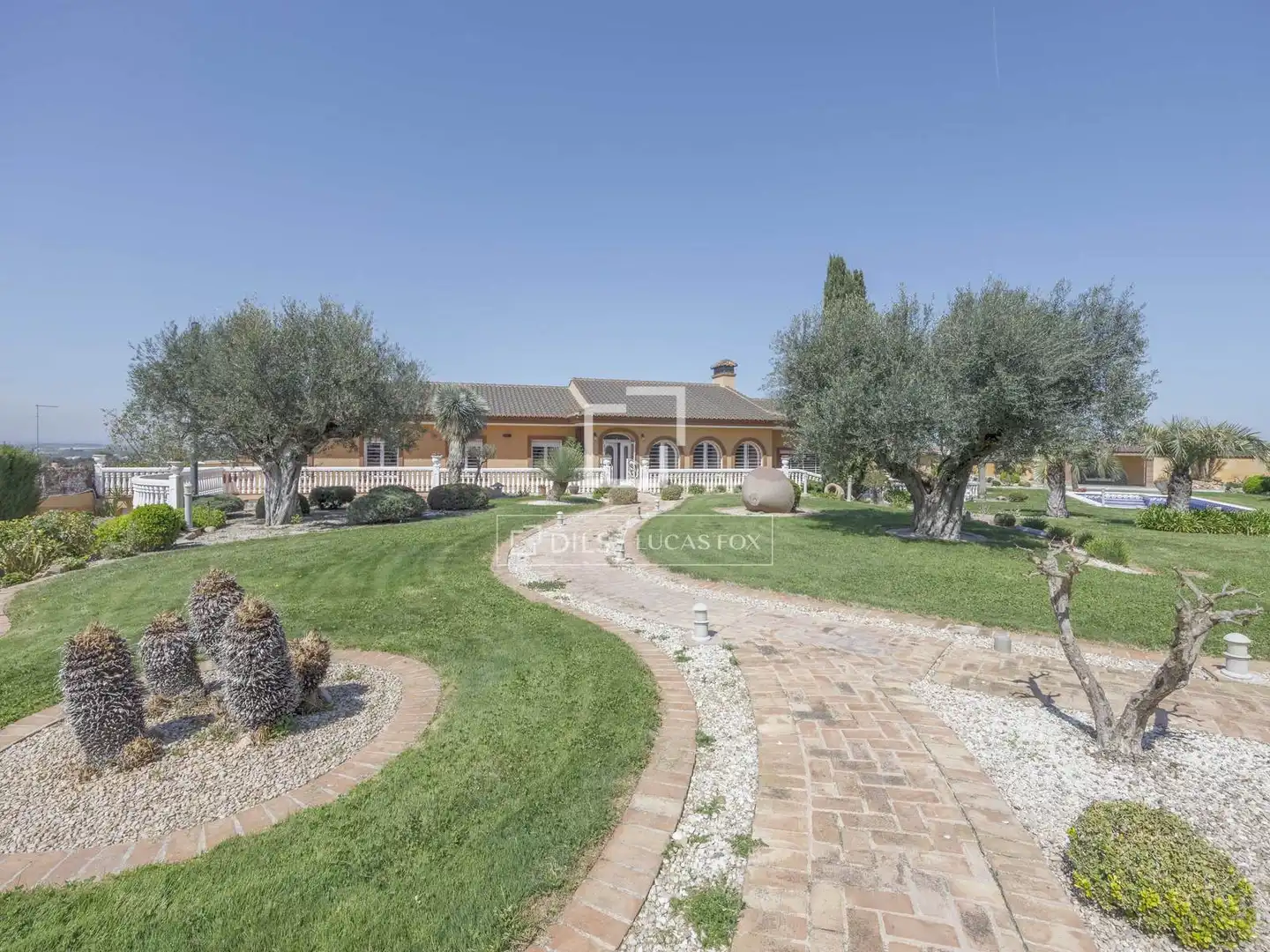 Villa mit Pool zum Verkauf in Montserrat, imagen 5