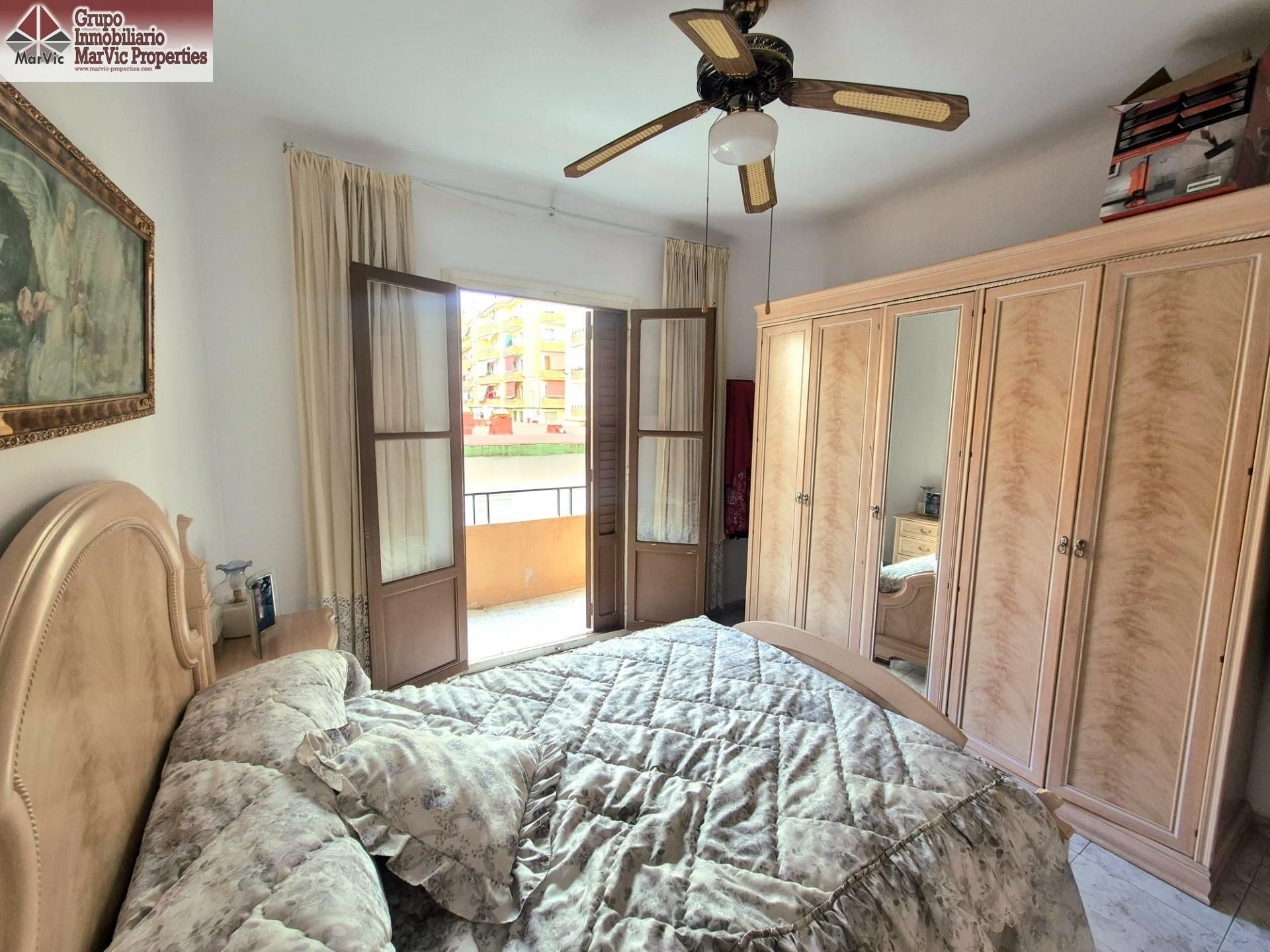 Dormitori de Pis en venda en Benidorm amb Aire condicionat, Terrassa i Moblat