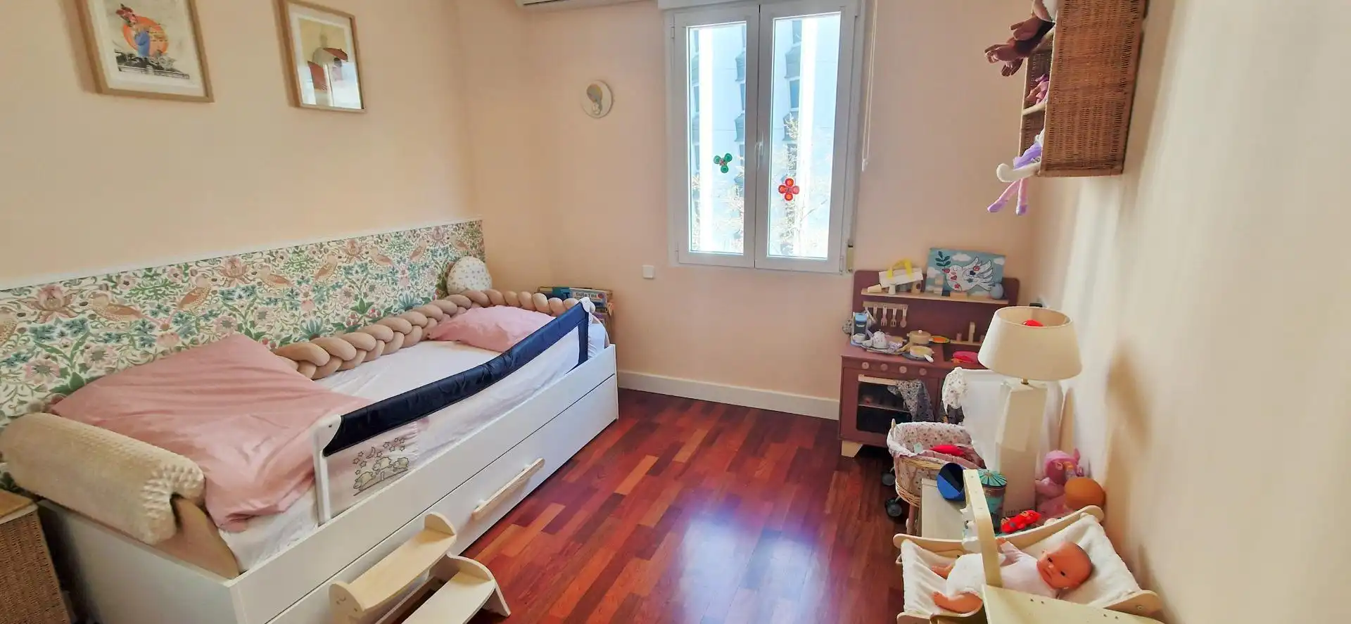 Schlafzimmer von Wohnung zum Verkauf in Madrid mit Heizung