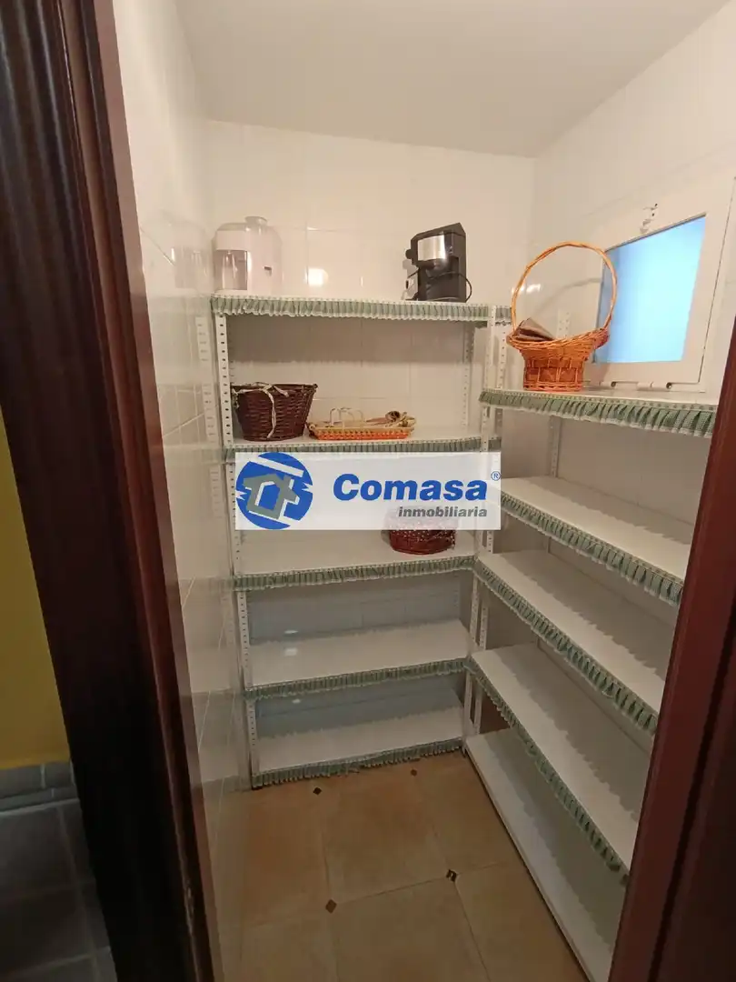 Piso con ascensor en venta en Martos, imagen 7