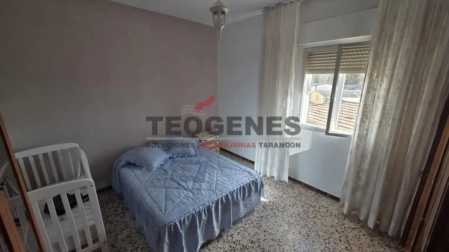 Bedroom of Houses for sale in Fuente de Pedro Naharro  with Heating, Terrace and Storage room