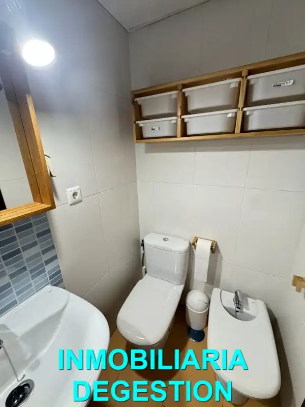 Bany de Apartament de lloguer en Centro ciudad