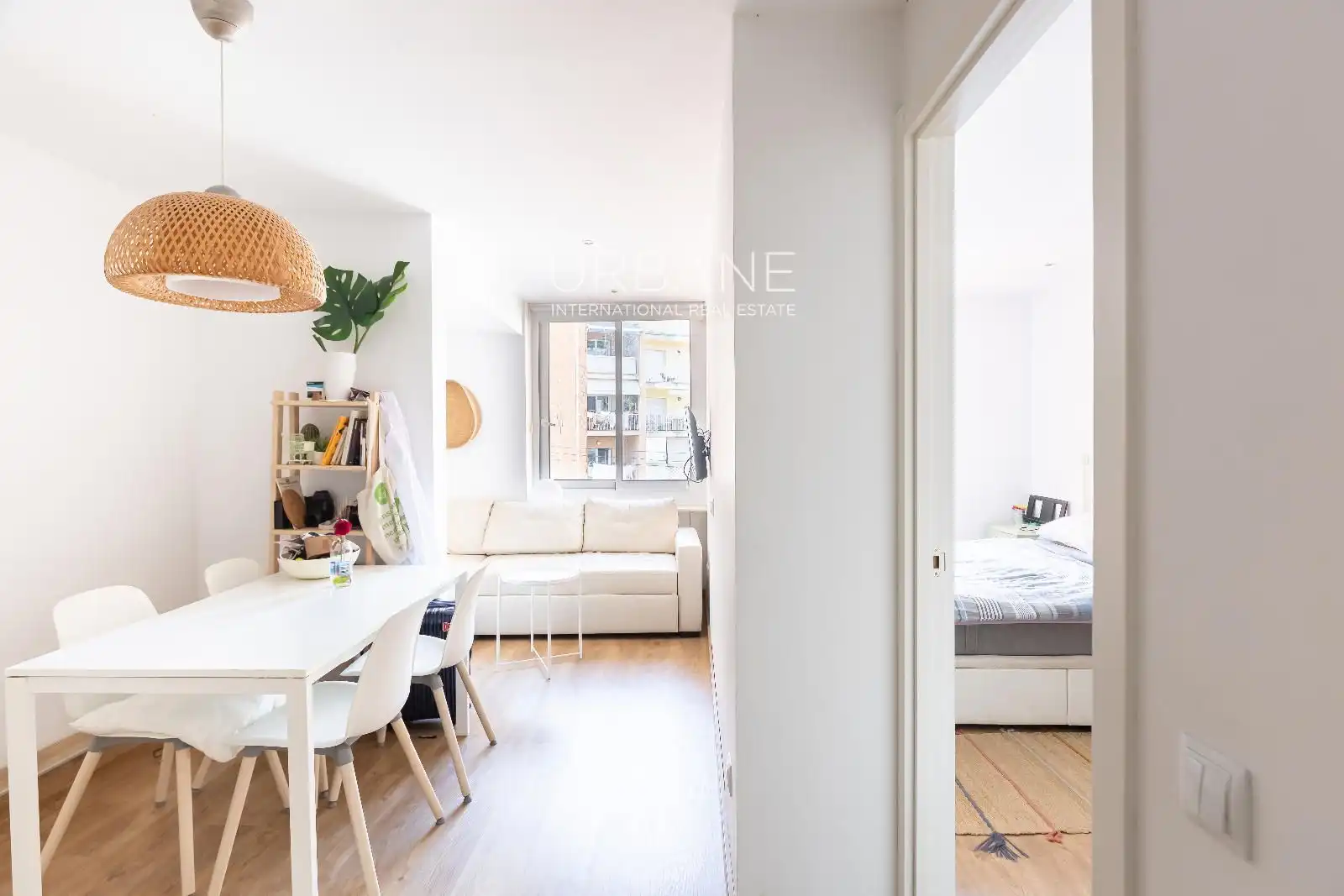 Wohnzimmer von Dachboden zum Verkauf in Barcelona mit Klimaanlage, Heizung und Terrasse