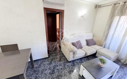 Living room of Flat for sale in Sant Vicenç Dels Horts  with Air Conditioner, Heating and Terrace