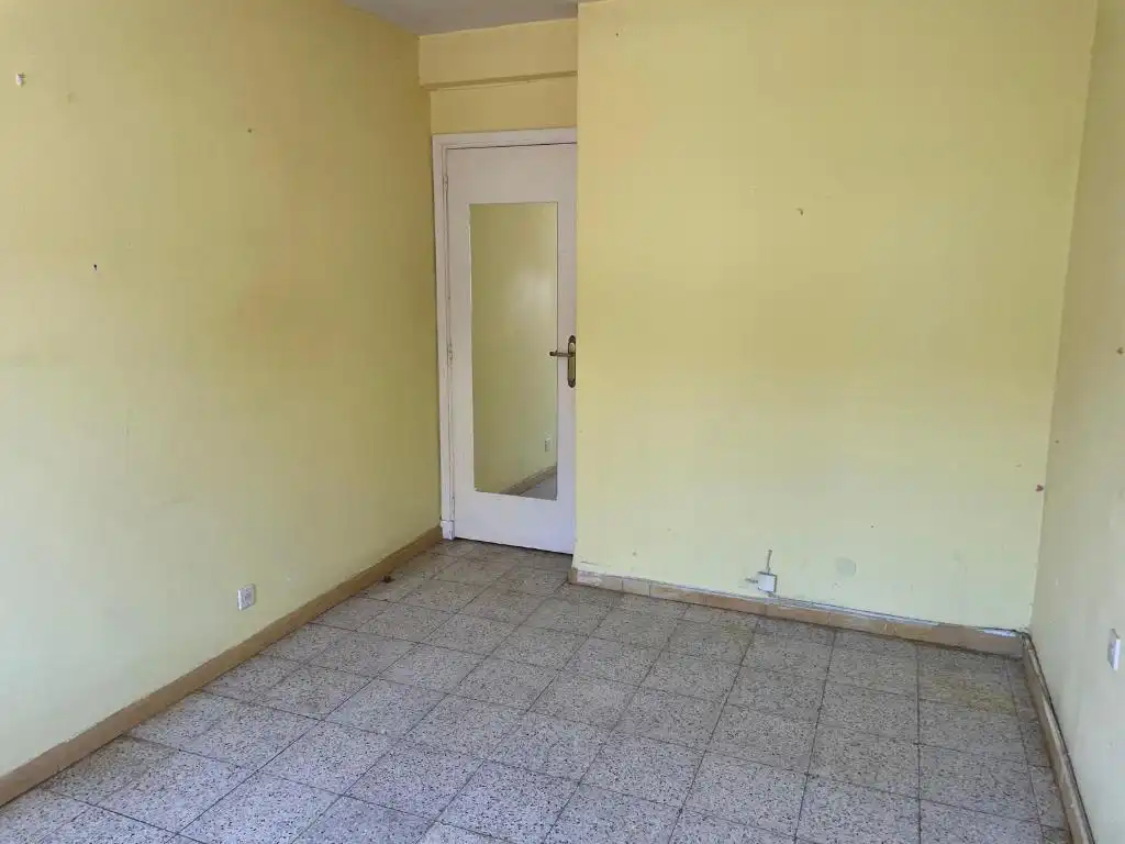 Appartement à vendre à Plaza la Sección Femenina