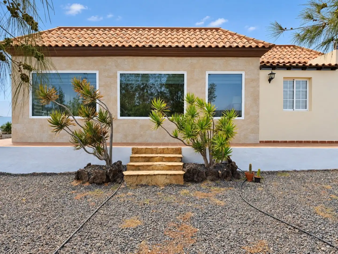 Detached house with pool for sale in CL VALDIVIA, imagen 2