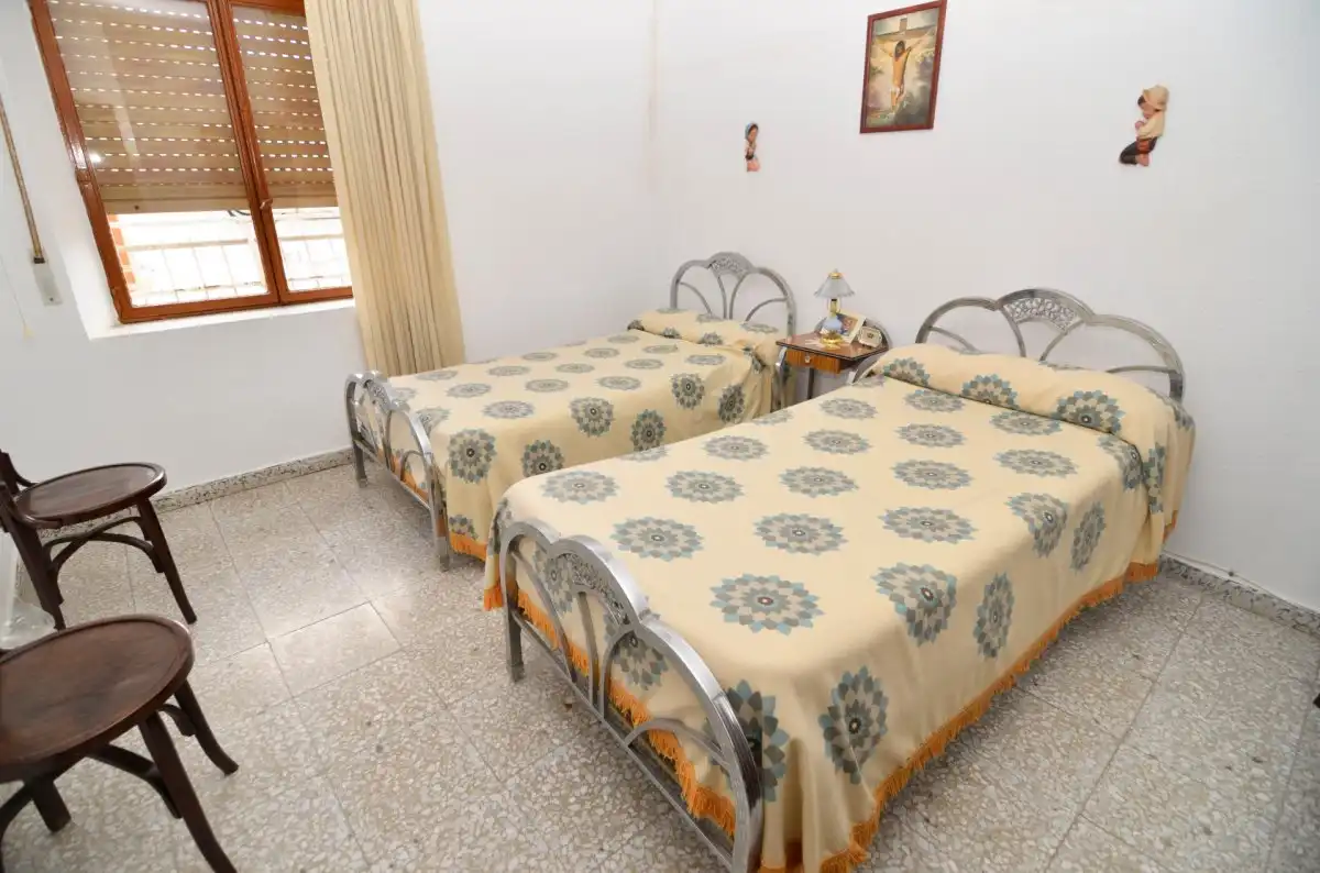Habitación de Casa o chalet en venta en Fuentesaúco con Calefacción y Terraza