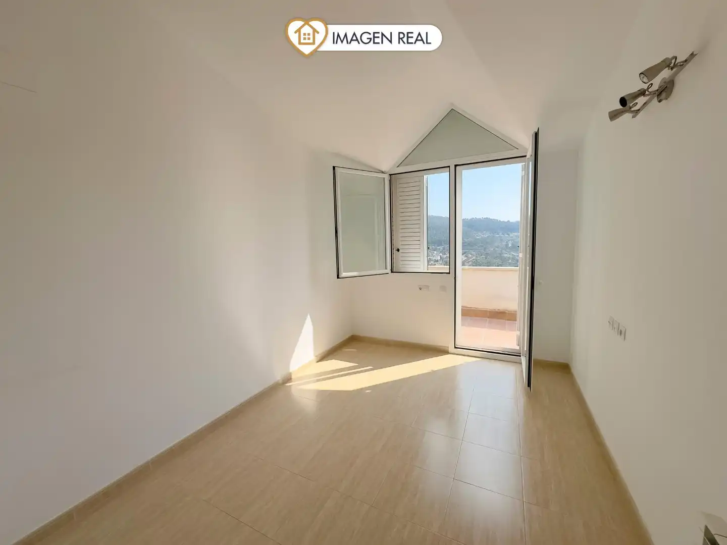 Terraza de Casa o chalet en venta en Vallirana con Aire acondicionado, Calefacción y Jardín privado