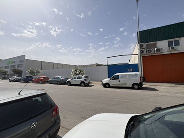 Terreny industrial en venda a Cerro - Amate