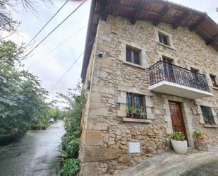 Exterior view of Country house for sale in Amorebieta-Etxano  with Heating, Storage room and Swimming Pool