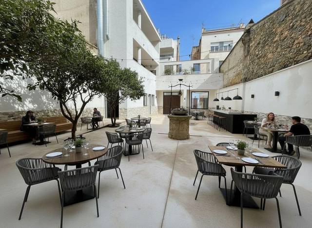 Local comercial en Alquiler en Carrer de Sant Sebastià en Centre