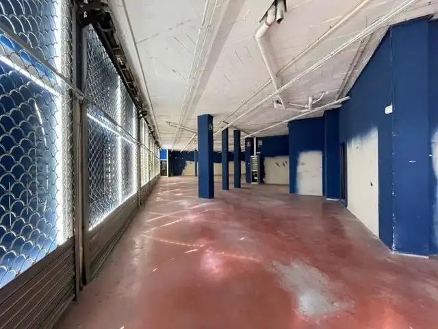 Local comercial en venta en Carrer C. Guilleries, imagen 8