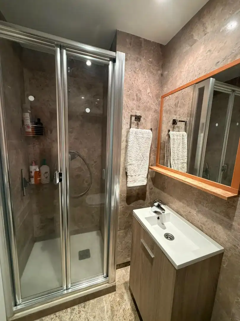 Wohnung zur Miete in Calle MARQUES DE VIANA, Valdeacederas