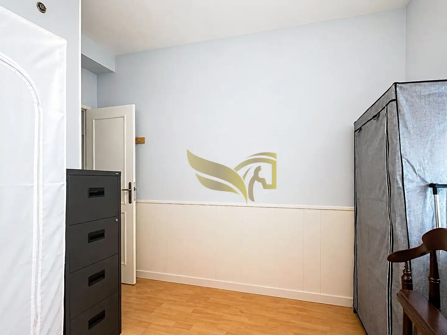 Bedroom of Flat for sale in Sevilla  with Air Conditioner, Heating and Furnished