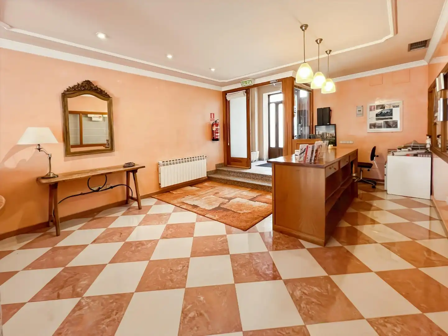 Country homes for sale in Buitrago del Lozoya  with Air Conditioner and Alarm