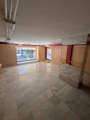 Local comercial en Alquiler en Centro
