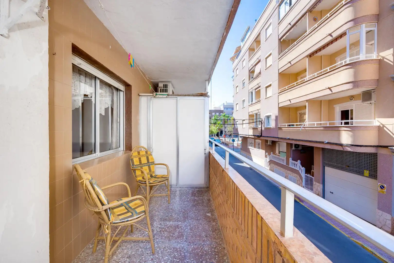 Terrasse von Wohnungen zum Verkauf in Torrevieja mit Terrasse, Möbliert und Balkon