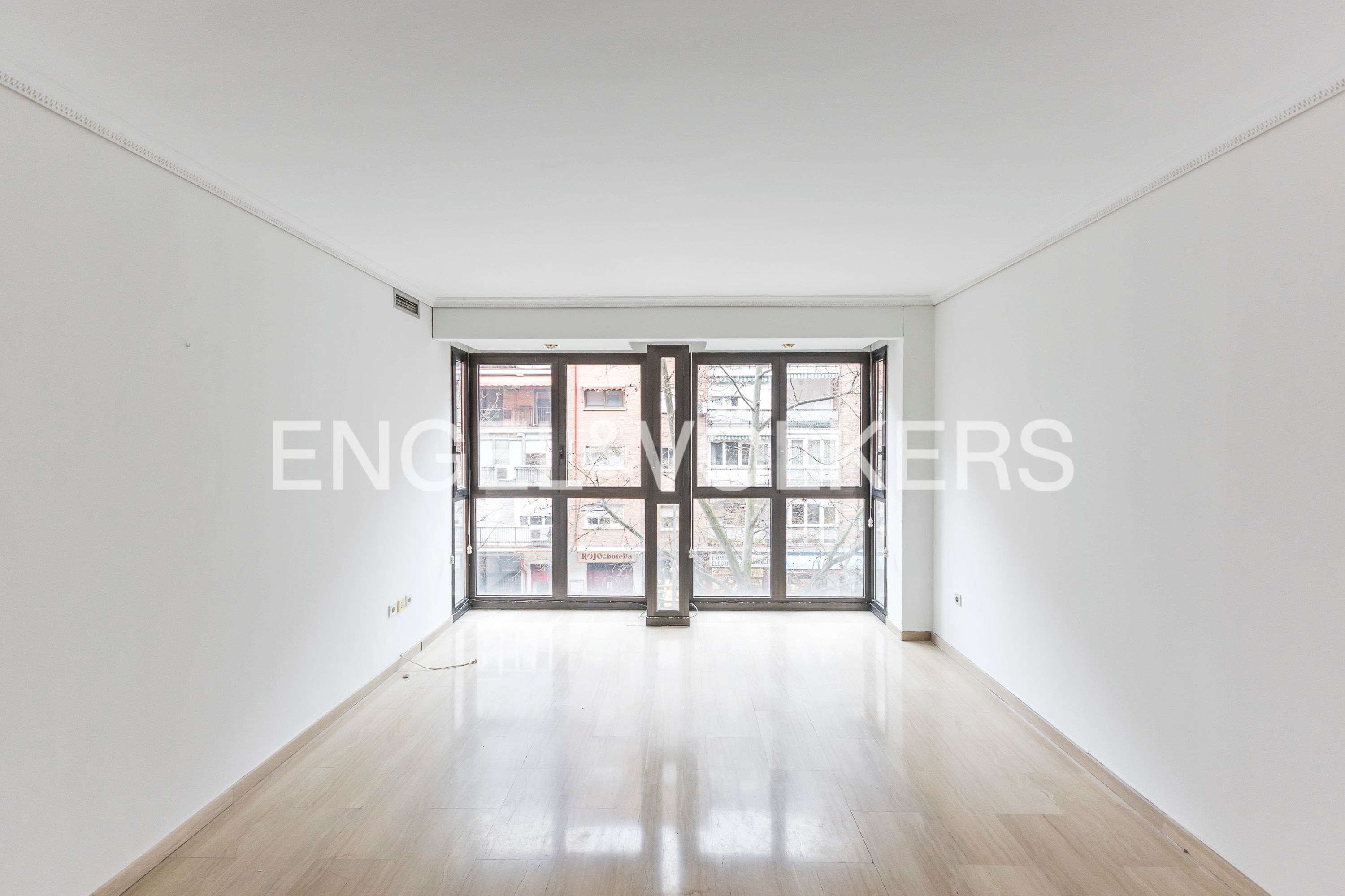 Vista exterior de Piso de alquiler en  Madrid Capital con Calefacción y Se aceptan mascotas