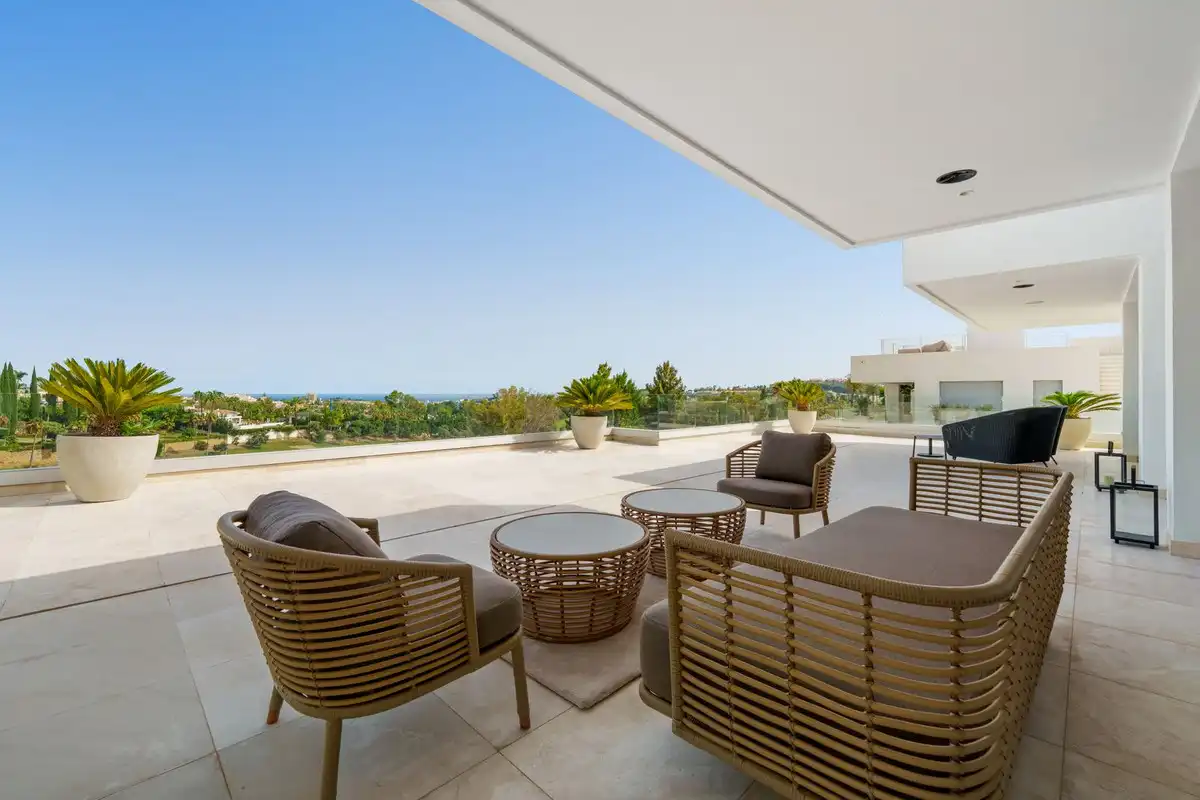 Villa con piscina in vendita a Nueva Andalucía, imagen 3
