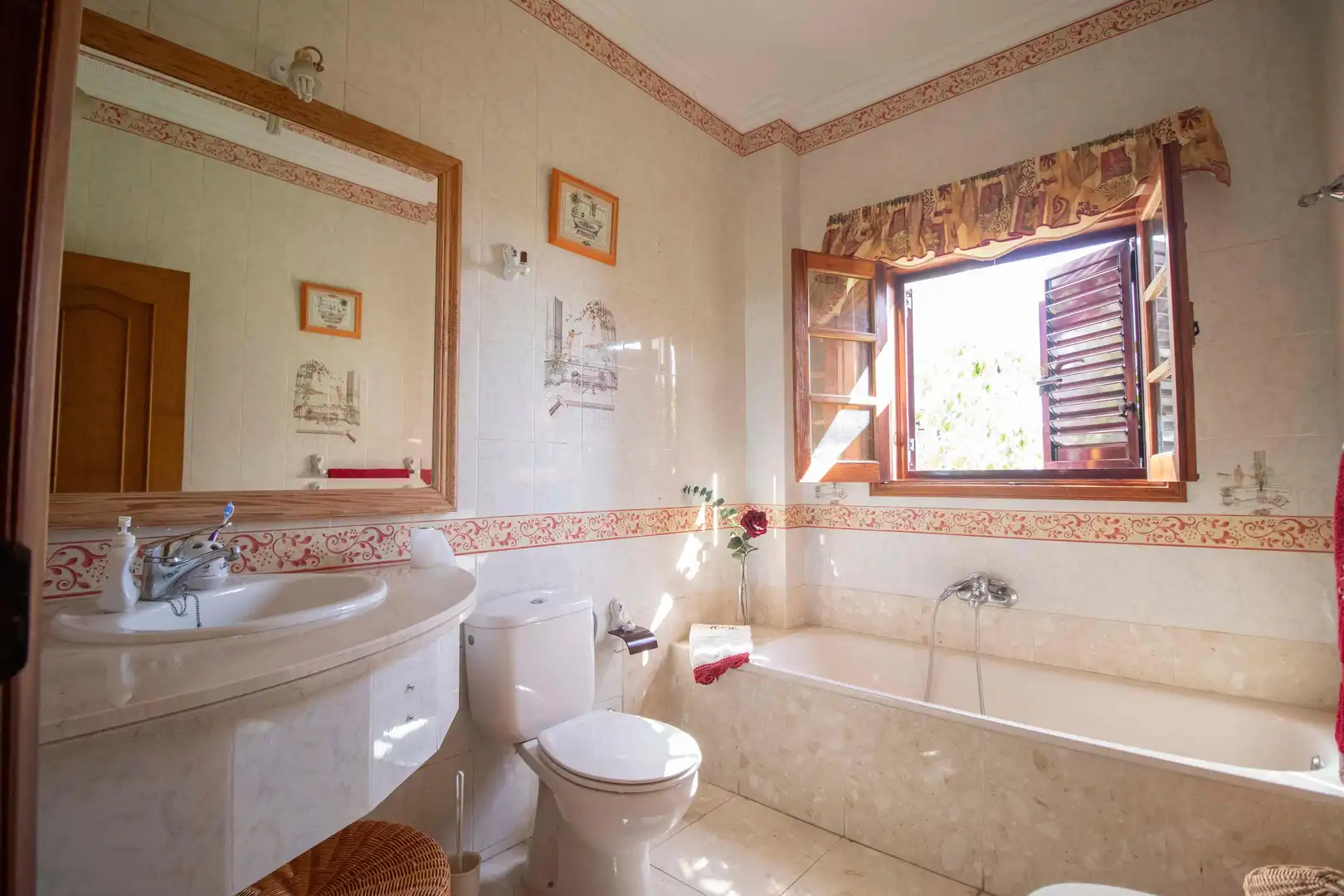Bathroom of Houses for sale in San Miguel de Abona
