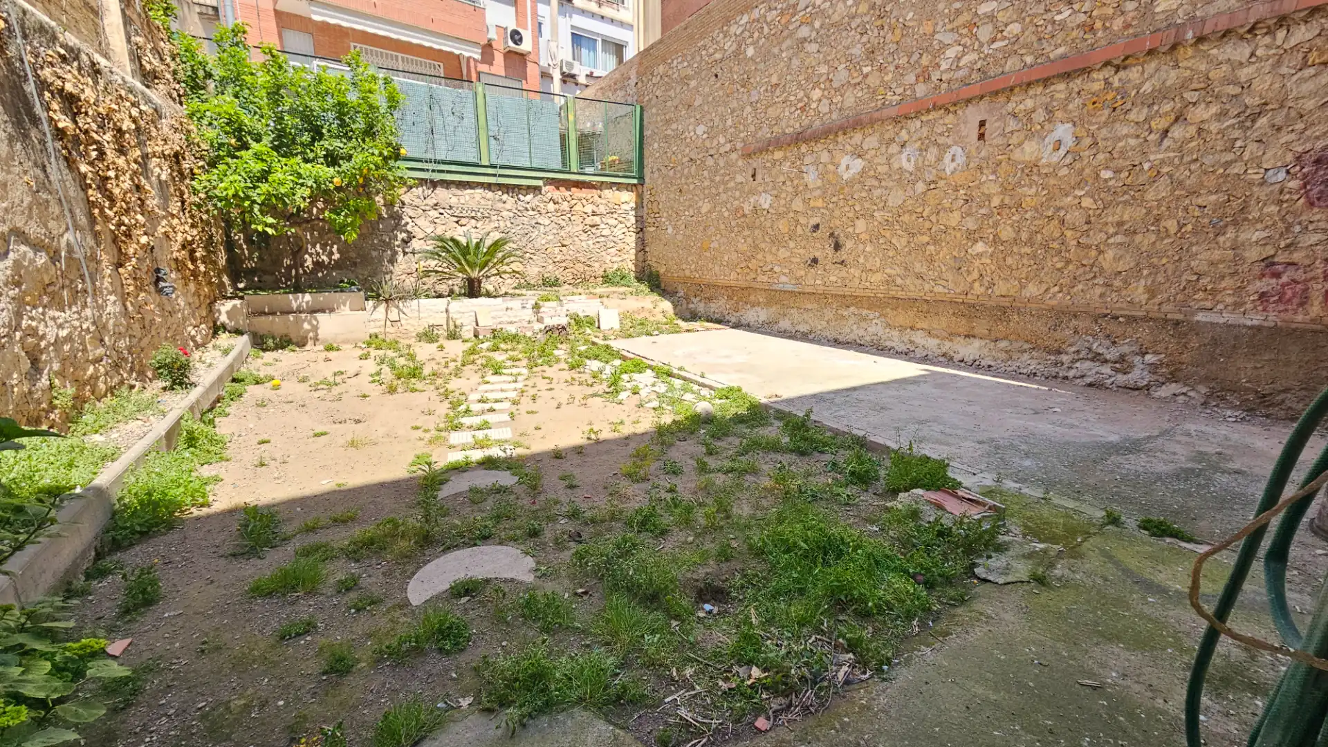 Local en venda en Tarragona amb Aire condicionat, Terrassa i Moblat