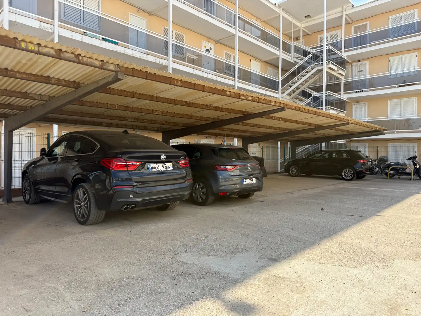Parking de Piso en venta en Cambrils con Terraza y Amueblado
