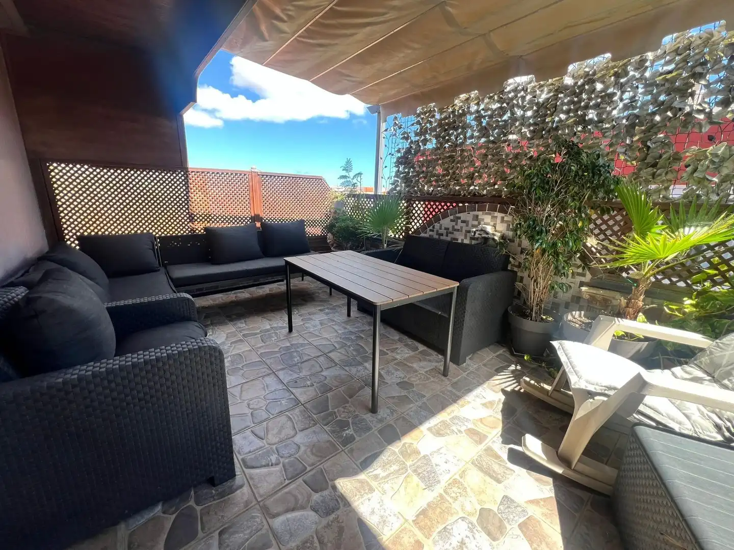 Terrasse von Einfamilien-Reihenhaus zum Verkauf in San Bartolomé de Tirajana mit Klimaanlage, Terrasse und Abstellraum