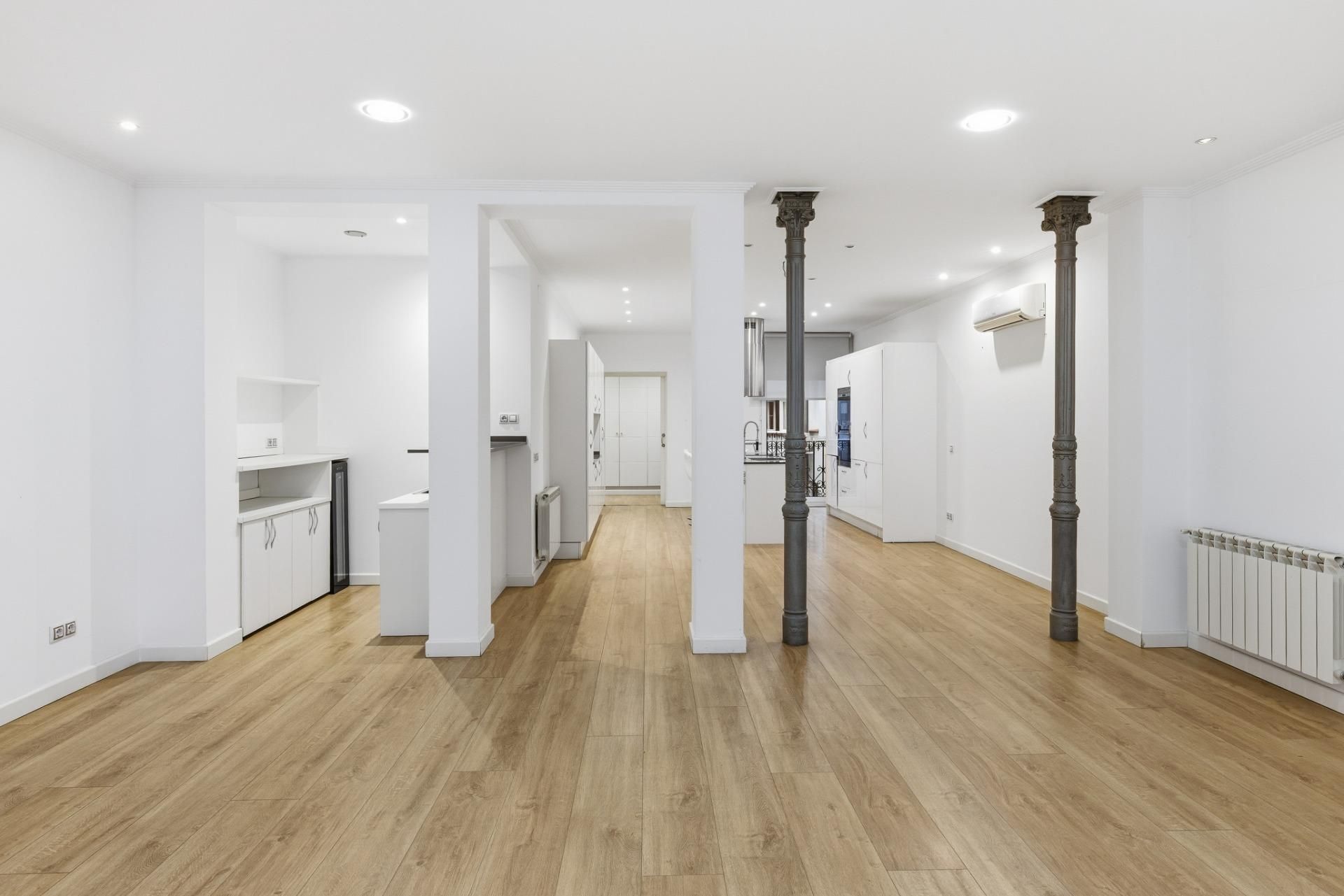 Flat to rent in  Madrid Capital  with Air Conditioner and Balcony