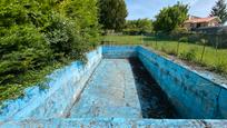 Piscina de Casa o xalet en venda en Condado de Treviño amb Jardí privat
