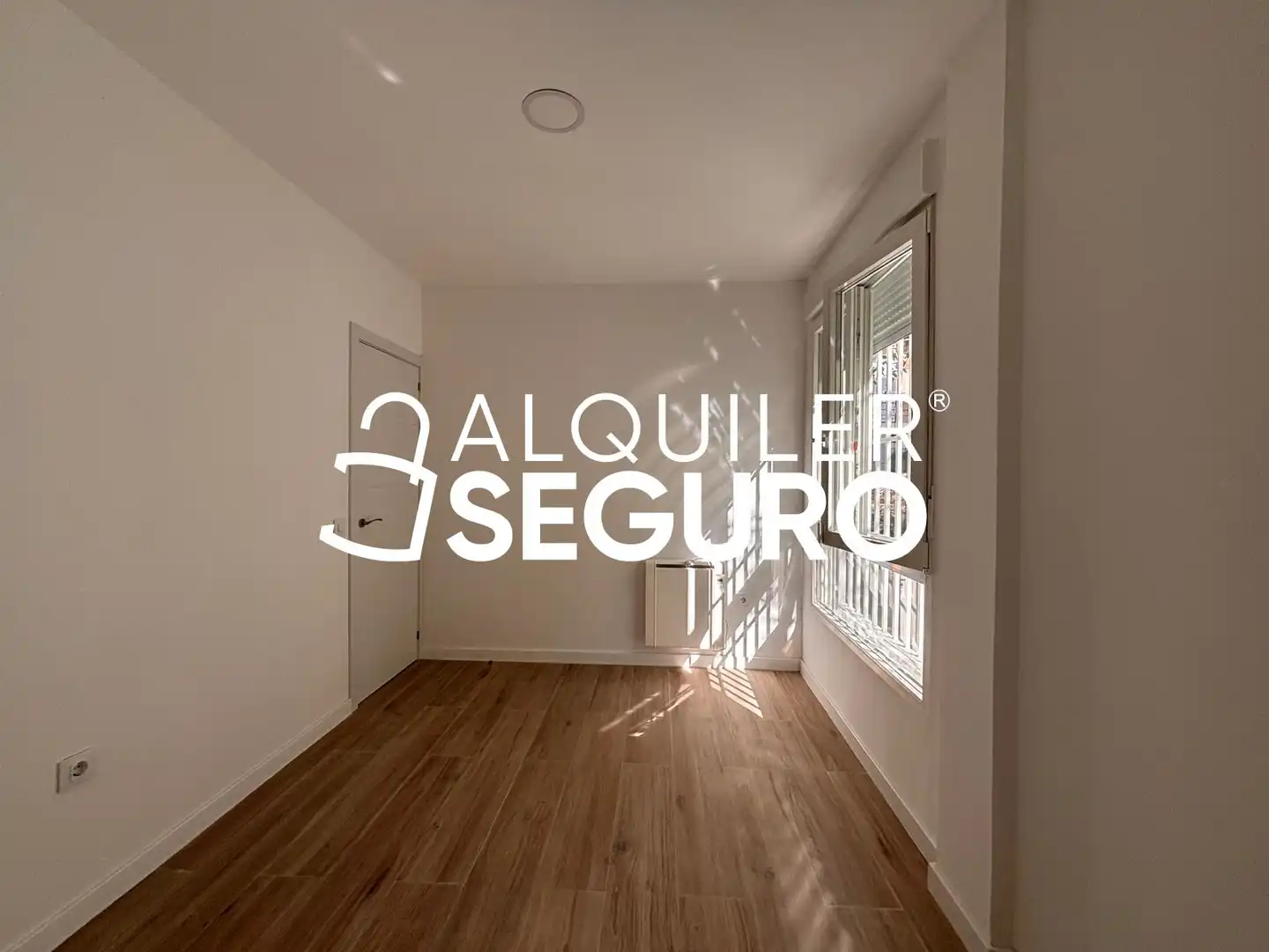 Schlafzimmer von Wohnung zur Miete in Madrid mit Heizung