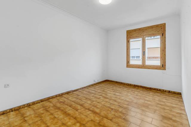 Piso en Venta en Carrer de Garcilaso en El Congrés i els Indians