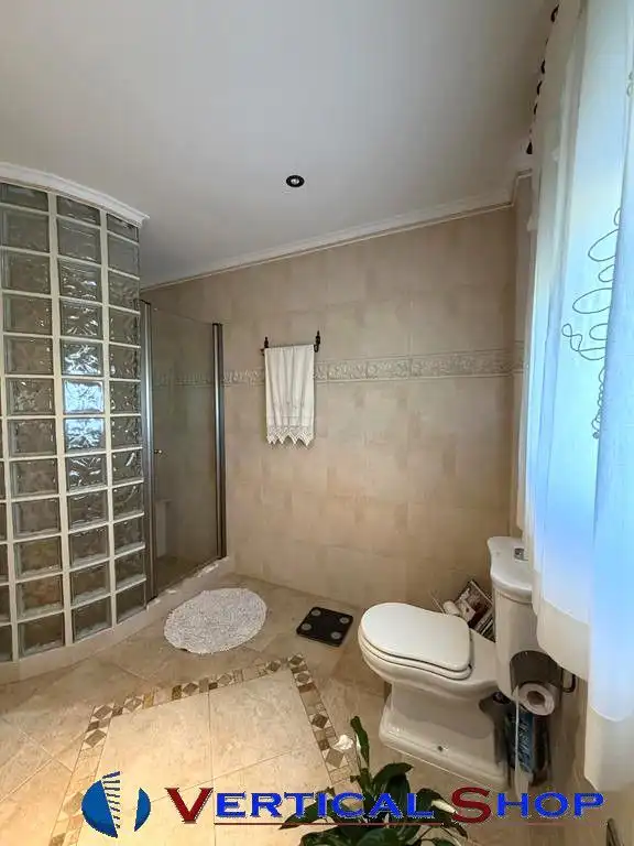 Bany de Casa o xalet en venda en Yecla amb Aire condicionat i Calefacció