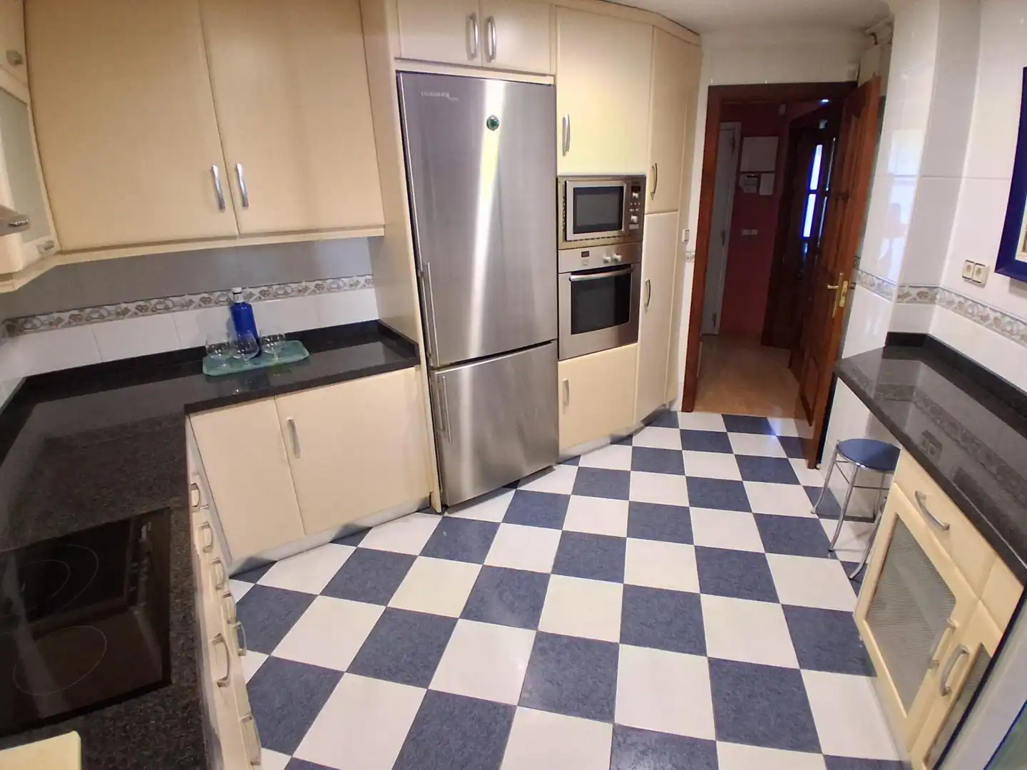 Cocina de Casa adosada en venta en Albacete con Aire acondicionado, Calefacción y Jardín privado