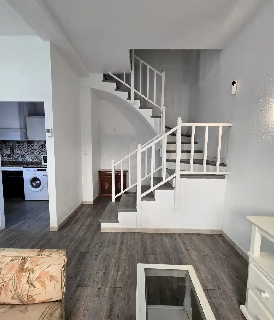 Einfamilien-Reihenhaus zum Verkauf in Cambrils mit Privatgarten, Ofen und Gemeinschaftspool