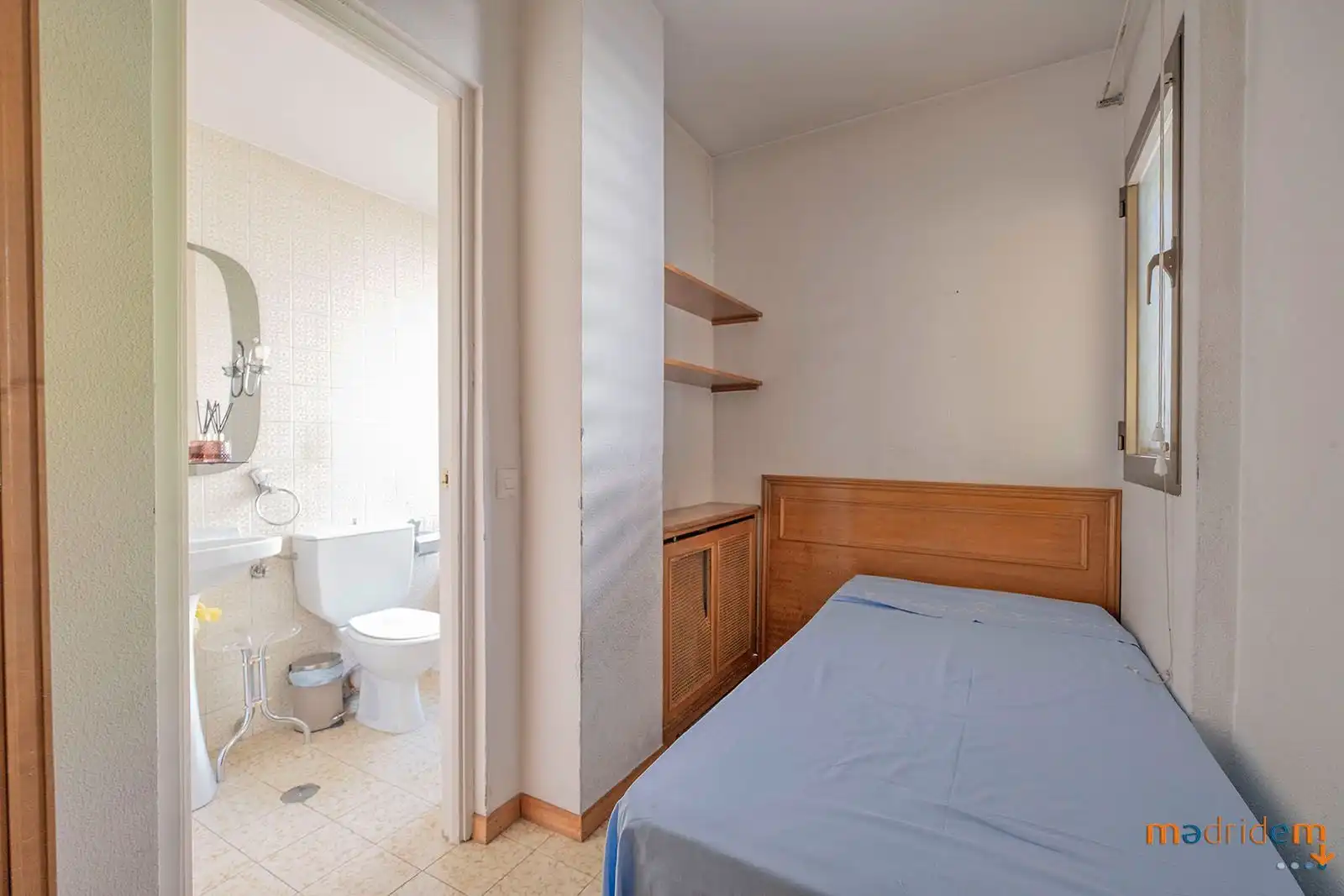 Bedroom of Apartments for sale in Madrid  with Air Conditioner, Heating and Private garden