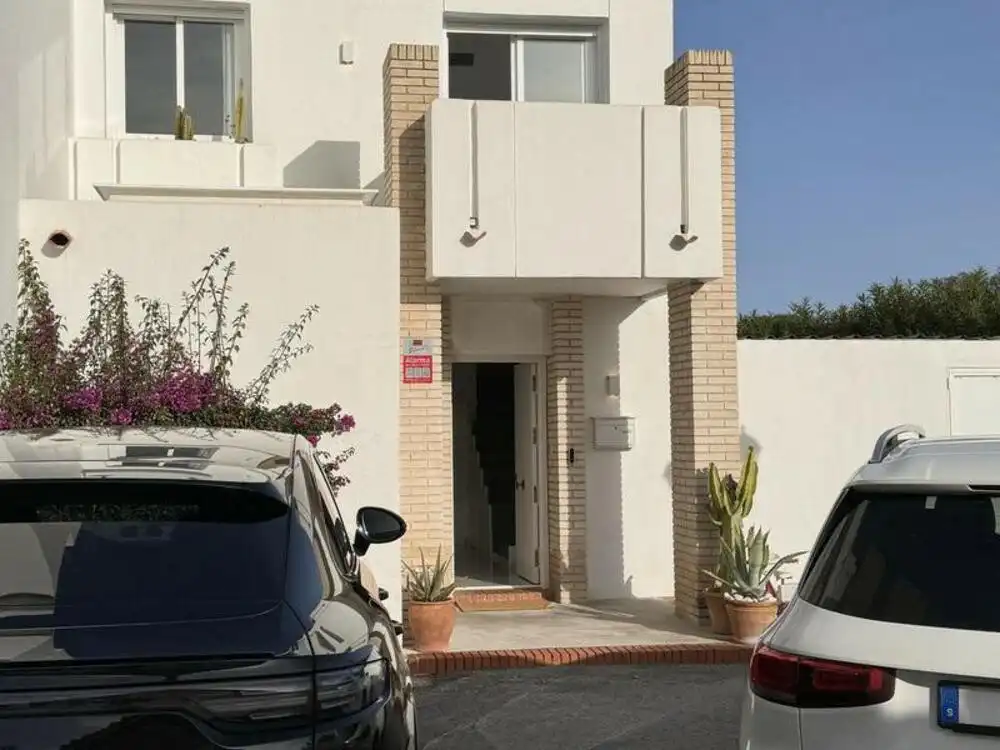Reihenhaus mit Pool zum Verkauf in Nueva Andalucía, imagen 12