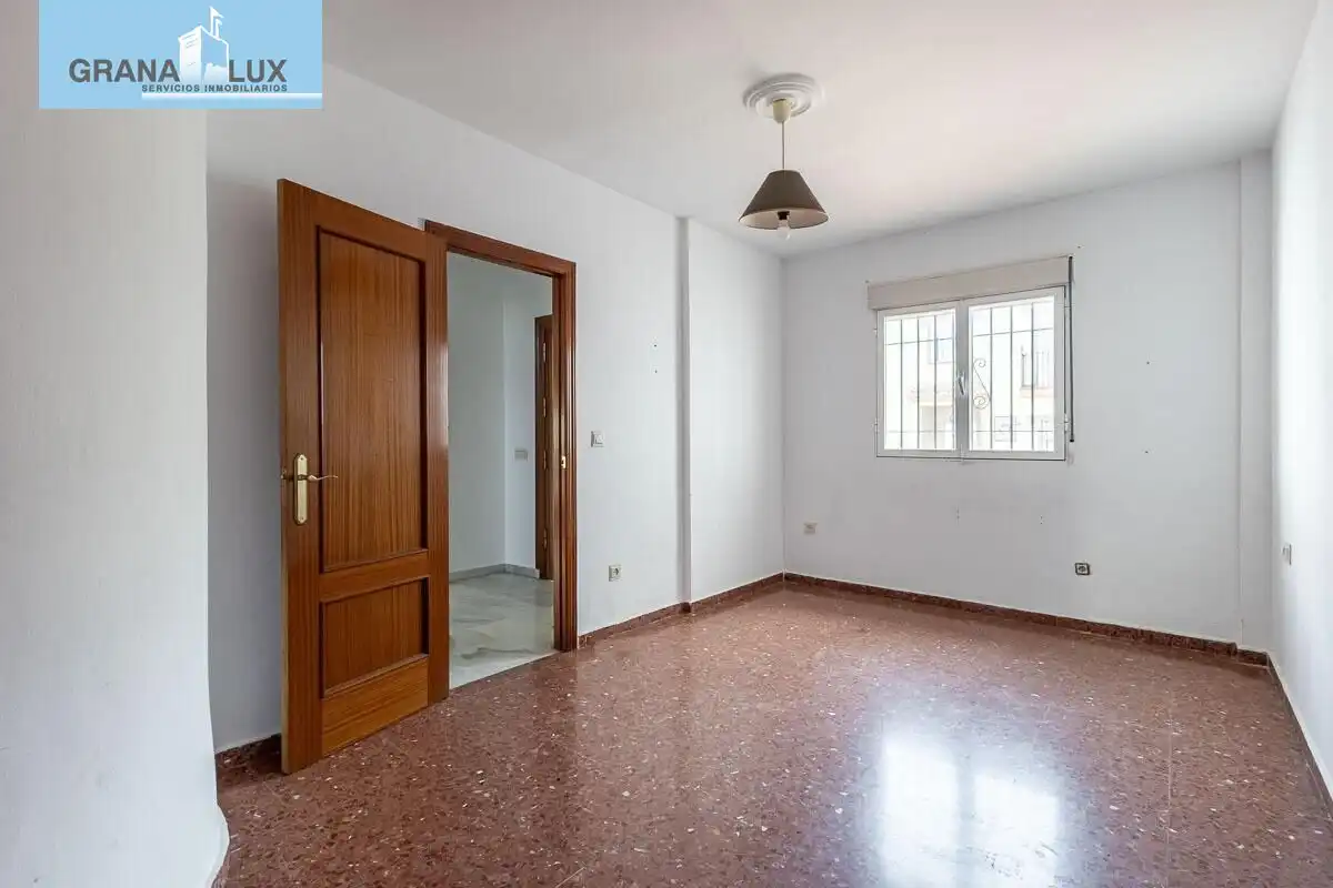 Reihenhaus zum Verkauf in Calle de Checoslovaquia, imagen 10