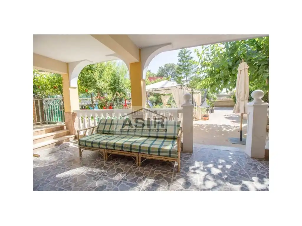 Jardín de Casa o chalet en venta en Alzira con Aire acondicionado, Jardín privado y Terraza