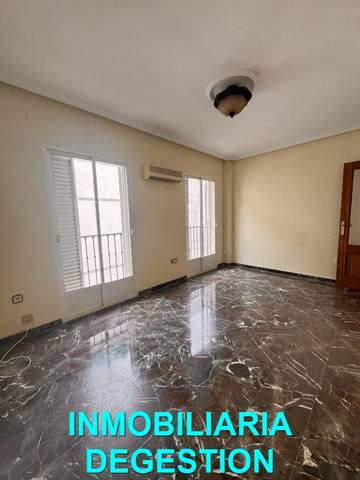 Apartamento en Venta en Calle Jaén en Centro ciudad