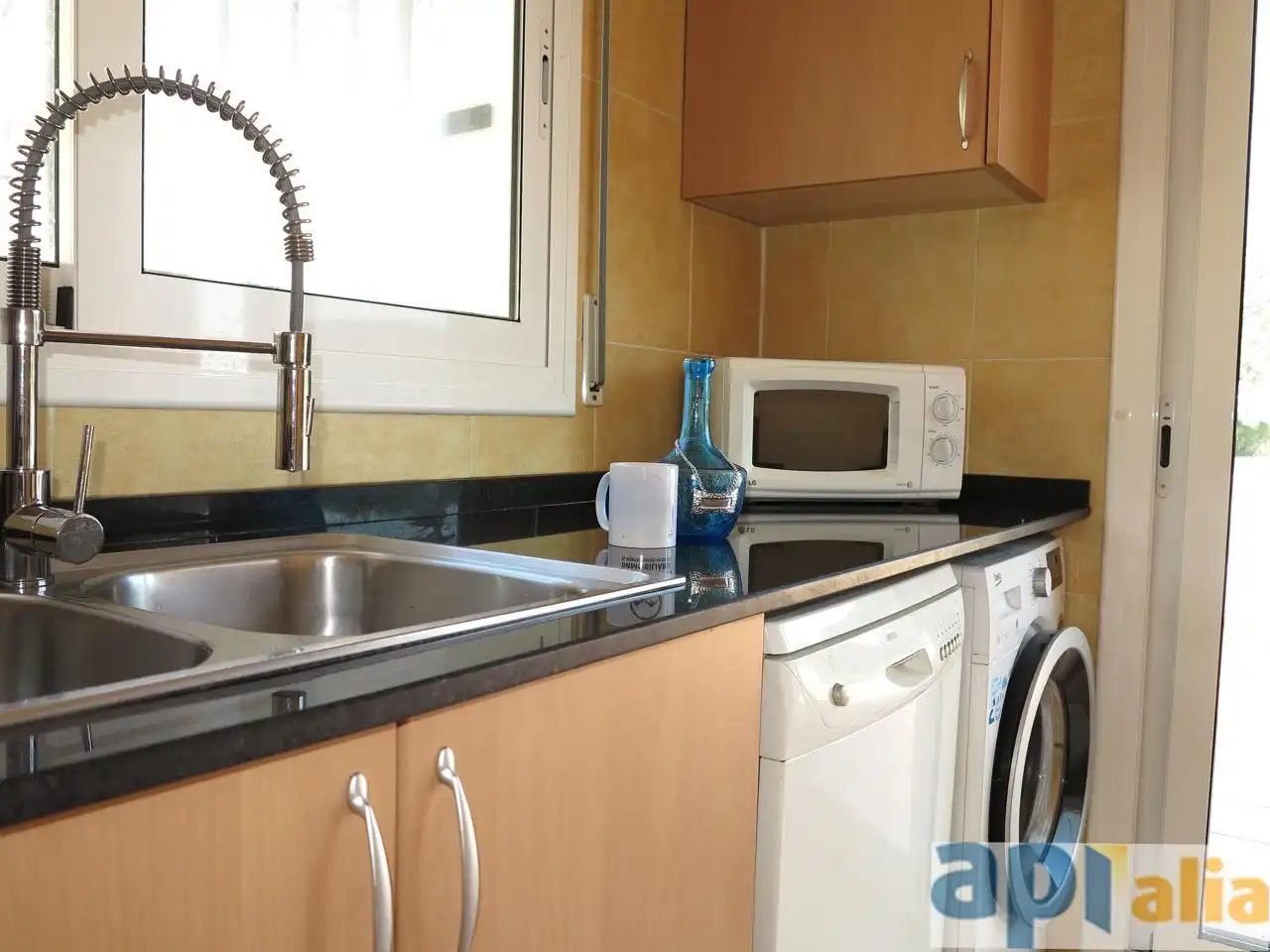 Cuina de Casa o xalet en venda en Tordera amb Calefacció, Jardí privat i Terrassa
