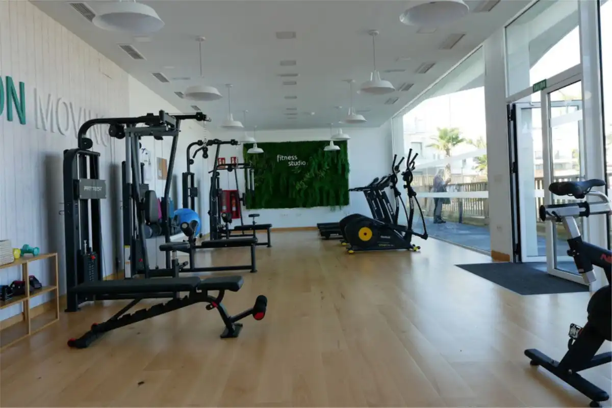 Erdgeschoss zum Verkauf in Mijas mit Klimaanlage, Terrasse und Abstellraum